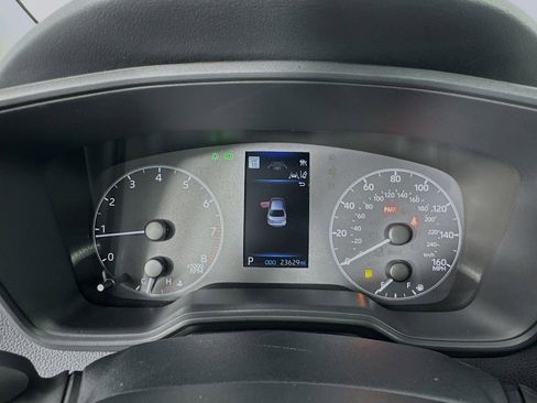 Used 2025 Toyota Corolla LE image 18