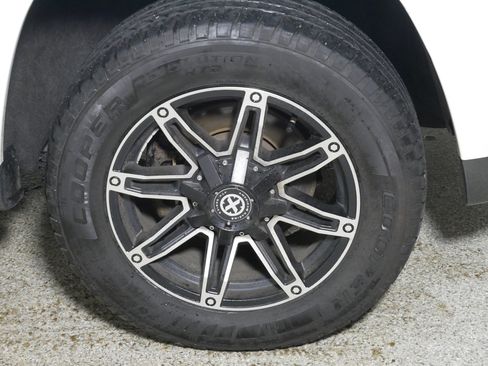 Used 2014 Jeep Grand Cherokee Summit AWD/4WD image 15