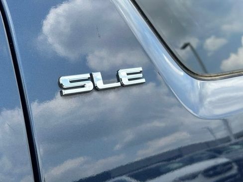 Used 2017 GMC Terrain SLE w/ Convenience Package FWD image 13