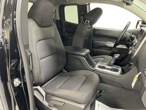 Used 2022 Chevrolet Colorado LT w/ LT Convenience Package image 27