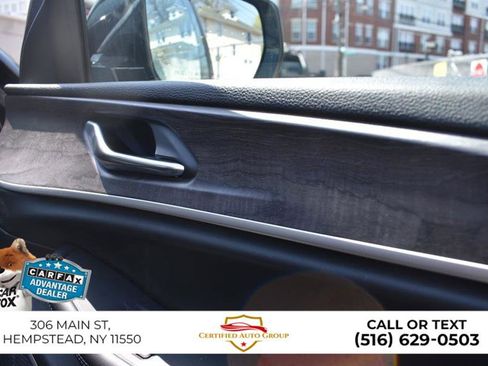 Used 2022 Jeep Grand Cherokee L Limited image 22