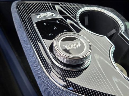 New 2026 Cadillac Optiq Sport 2 image 27