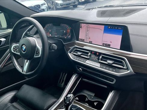 Used 2021 BMW X6 sDrive40i w/ M Sport Package RWD image 31