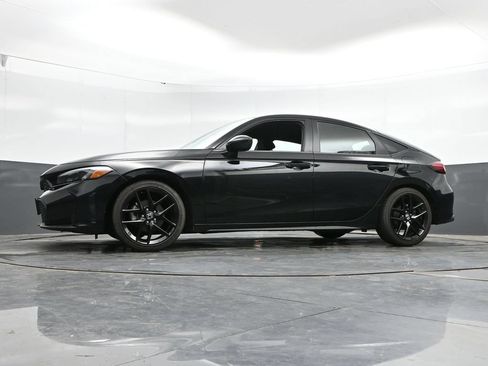 Used 2025 Honda Civic Sport image 42