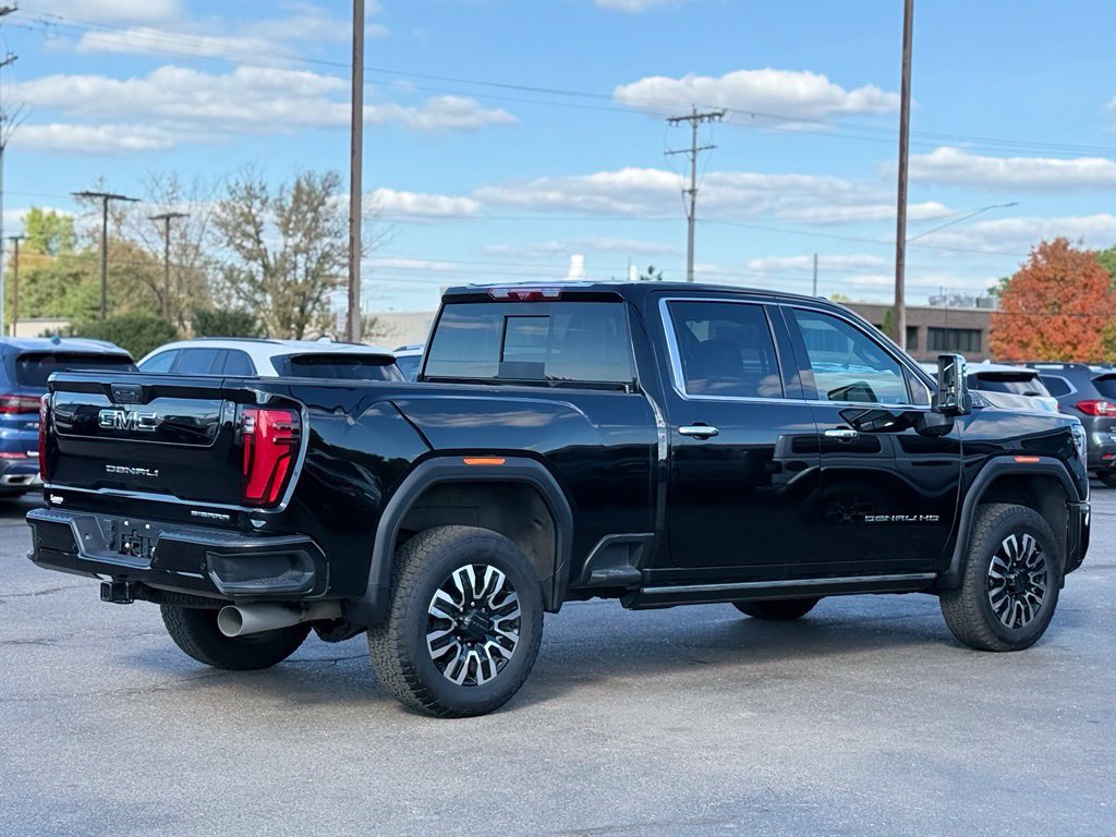 Used 2024 GMC Sierra 2500 Denali Ultimate AWD/4WD image 37