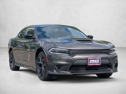 Used 2022 Dodge Charger GT w/ Blacktop Package RWD image 3