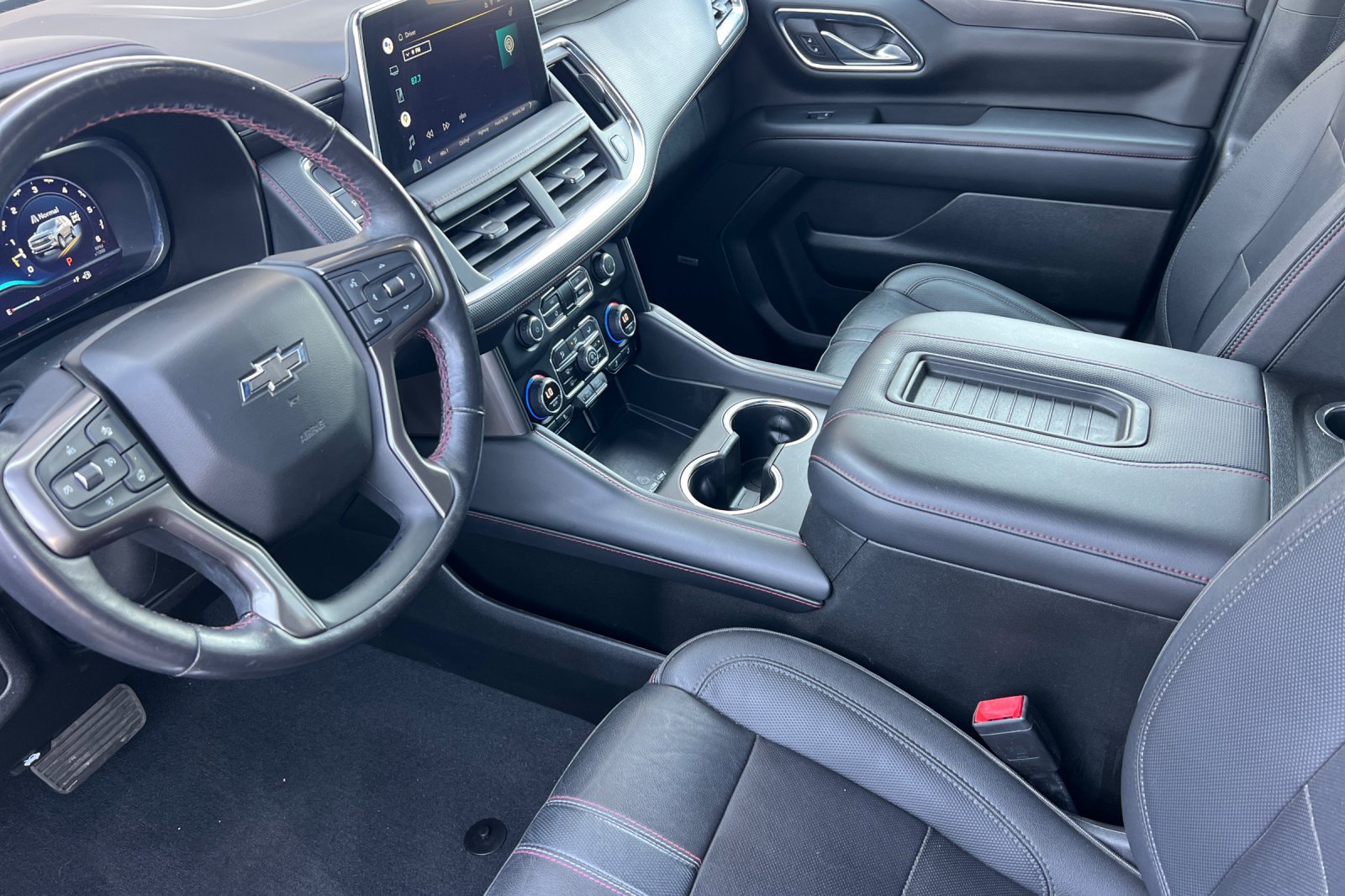Used 2022 Chevrolet Tahoe RST w/ Sport Performance Package AWD/4WD image 9
