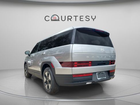 New 2026 Hyundai Santa Fe SE image 3