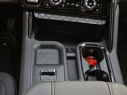 New 2026 GMC Sierra 2500 AT4 w/ AT4 Premium Plus Package AWD/4WD image 15