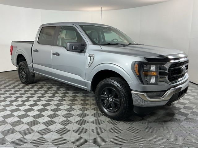 Used 2023 Ford F150 XLT w/ Trailer Tow Package AWD/4WD image 3