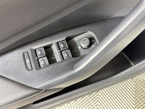 Used 2024 Volkswagen Jetta S FWD image 20