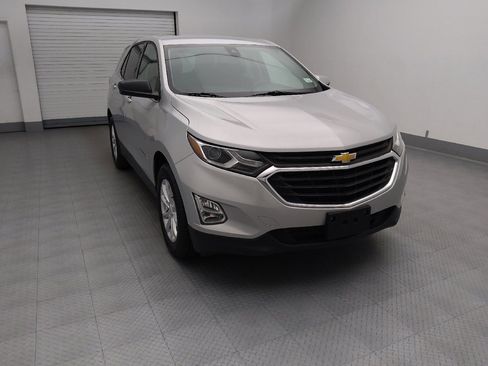 Used 2020 Chevrolet Equinox LT w/ Driver Convenience Package FWD image 14