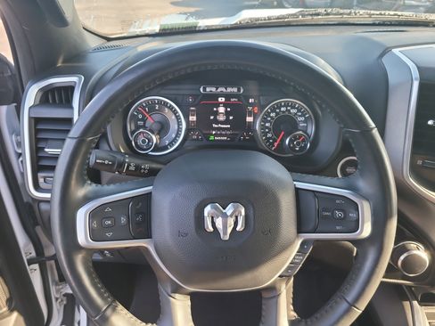 Used 2023 RAM 1500 Big Horn AWD/4WD image 25