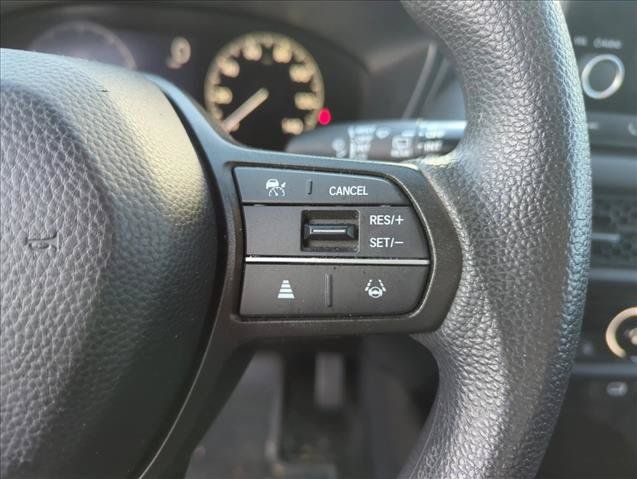 Used 2025 Honda HR-V LX image 17