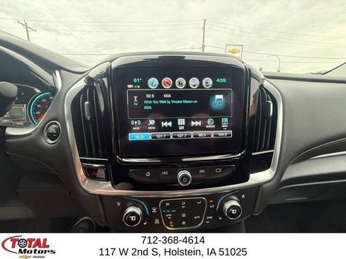 Used 2019 Chevrolet Traverse Premier AWD/4WD image 27