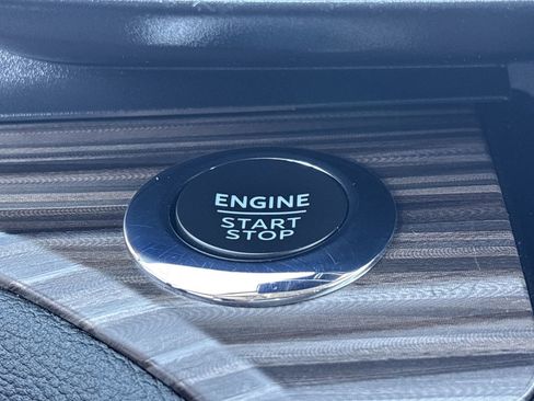 Certified 2023 Ford Explorer Limited image 32