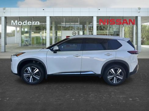 Certified 2021 Nissan Rogue SL w/ Premium Package FWD image 2