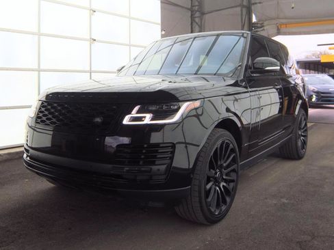 Used 2022 Land Rover Range Rover Westminster Edition image 2