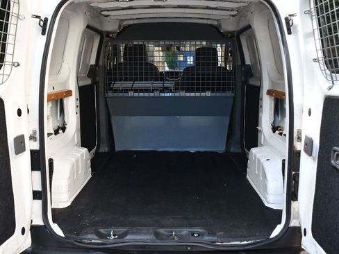 Used 2019 Nissan NV200 S w/ Back Door Glass Package image 23