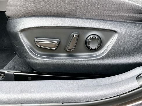 Used 2024 Toyota Camry LE FWD image 32