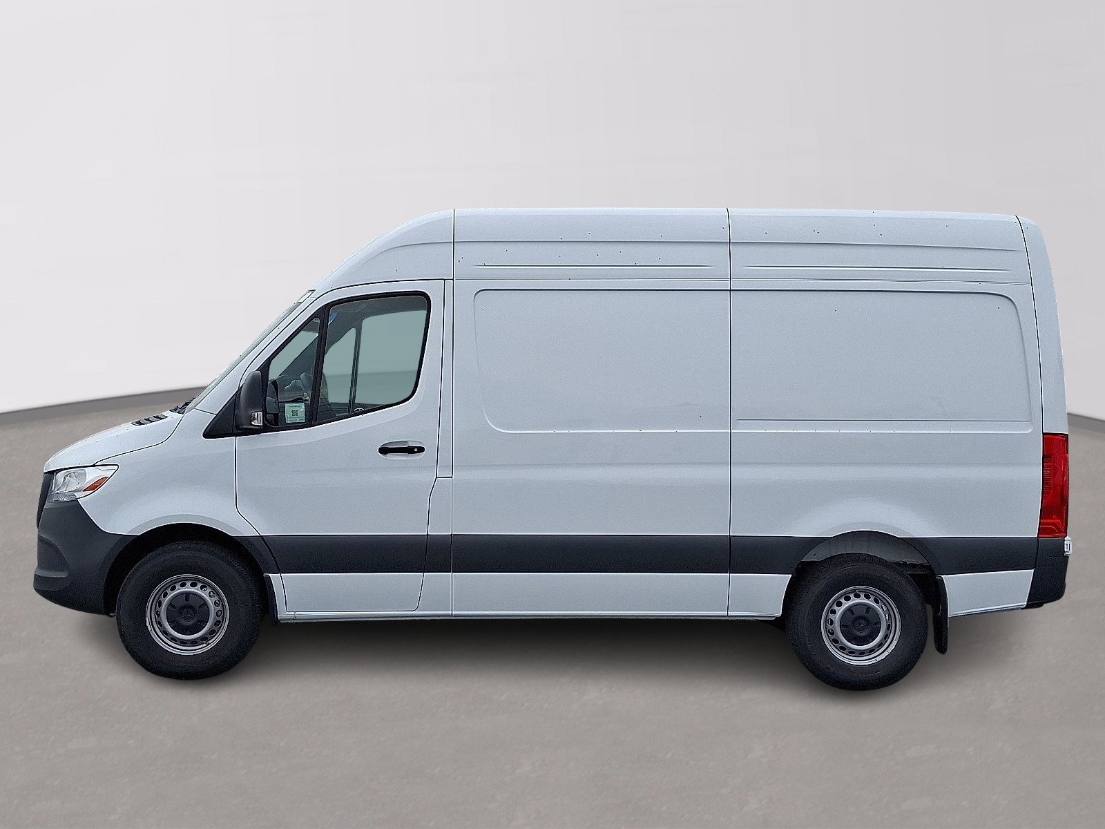 Used 2025 Mercedes-Benz Sprinter 2500 image 7