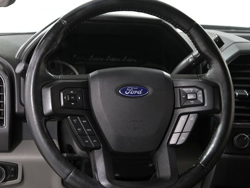 Used 2019 Ford F150 XLT w/ Equipment Group 302A Luxury image 8