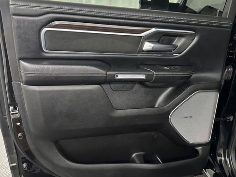 Used 2025 RAM 1500 Laramie w/ Night Edition AWD/4WD image 28