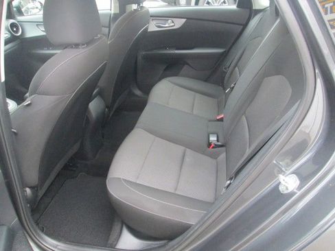 Used 2023 Kia Forte LXS image 11