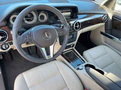Used 2013 Mercedes-Benz GLK 350 4MATIC image 10