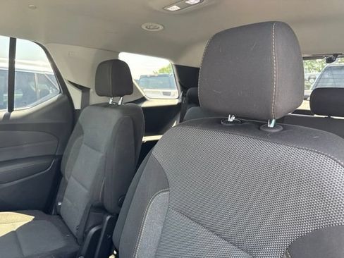 Used 2020 Chevrolet Traverse LT FWD image 8