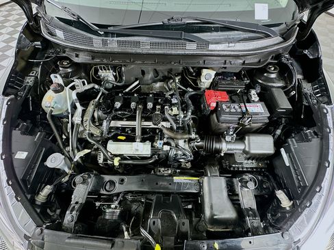 Used 2024 Nissan Kicks SV image 29