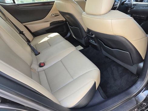 Used 2020 Lexus ES 350 w/ Premium Package FWD image 20