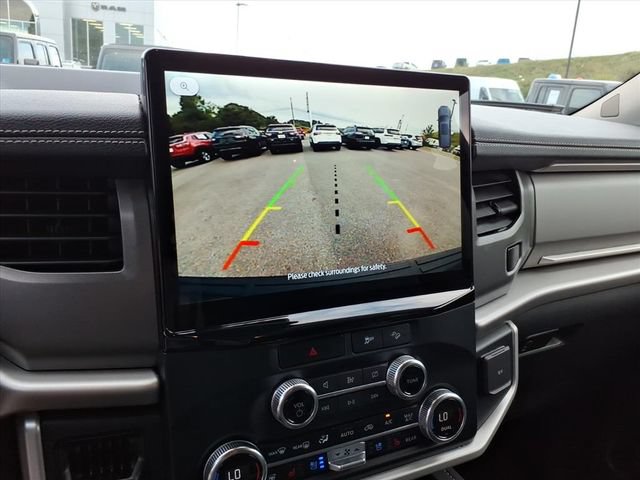 Used 2023 Ford Expedition XLT AWD/4WD image 20