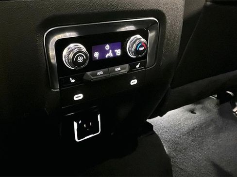 Certified 2024 GMC Yukon Denali w/ Max Trailering Package image 27