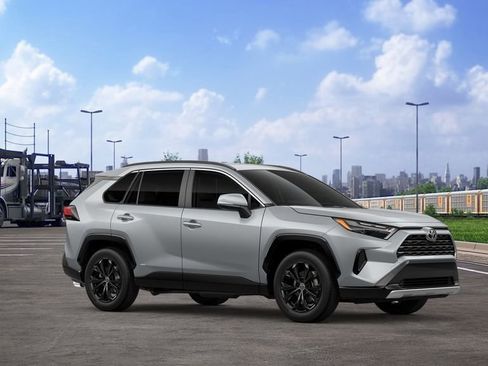 New 2025 Toyota RAV4 SE image 14