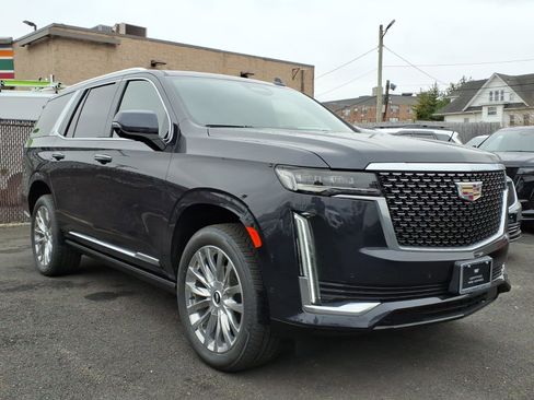 Certified 2023 Cadillac Escalade Premium Luxury w/ Performance Package AWD/4WD image 3