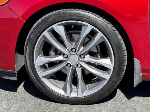 Used 2023 Chevrolet Malibu LT w/ LPO, Floor Liner Package FWD image 32