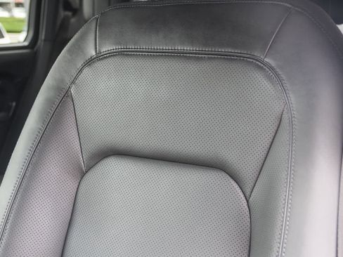 New 2025 Land Rover Defender 110 V8 image 21