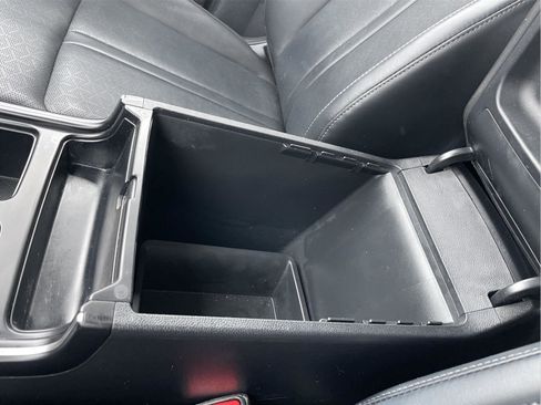 Used 2023 Kia Sorento EX image 33