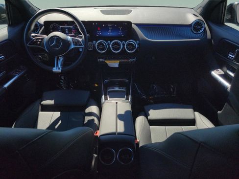 Certified 2025 Mercedes-Benz GLA 250 image 24