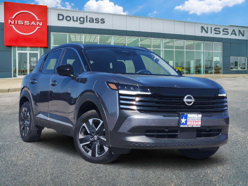 Certified 2025 Nissan Kicks SV w/ SV Premium Package AWD/4WD image 1
