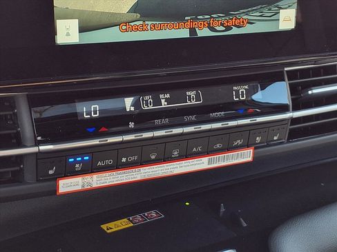 New 2026 Toyota Sienna Limited image 11