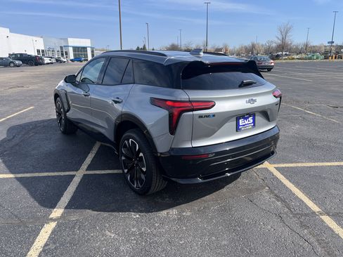 Used 2025 Chevrolet Blazer EV RS image 4