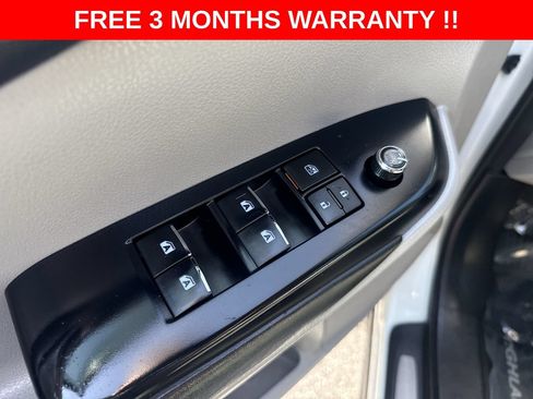 Used 2017 Toyota Highlander Limited w/ Carpet Mat Package AWD/4WD image 12