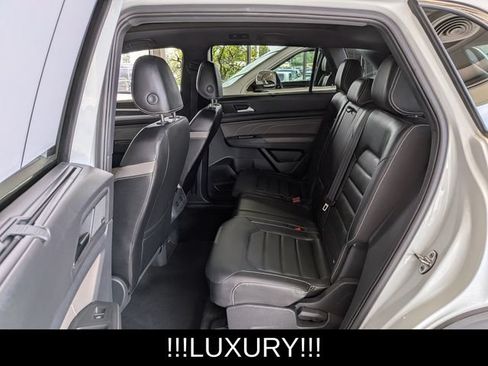 Used 2023 Volkswagen Atlas Cross Sport SEL AWD/4WD image 19