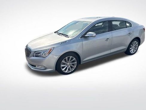 Used 2015 Buick LaCrosse Leather w/ Experience Buick Package FWD image 3