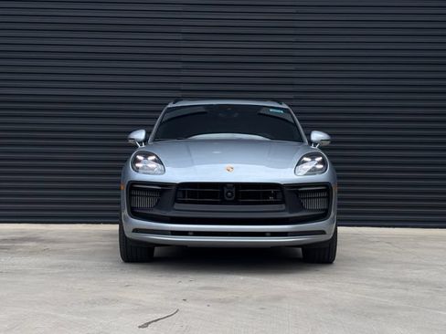Certified 2026 Porsche Macan GTS AWD/4WD image 10