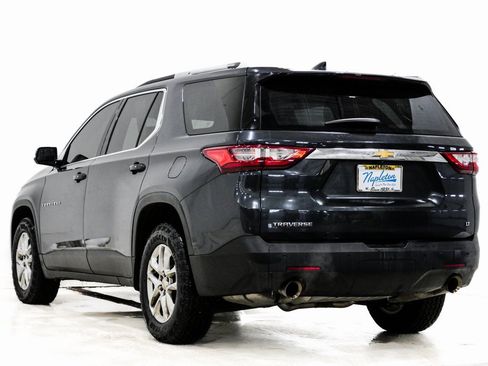 Used 2018 Chevrolet Traverse LT image 8