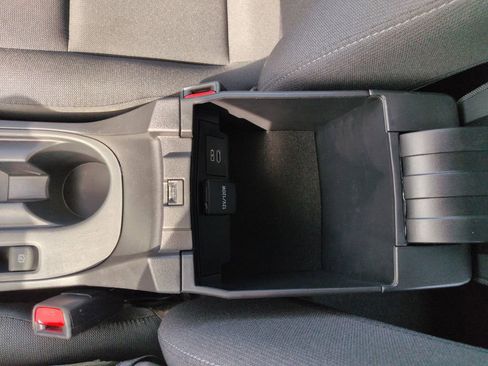 Certified 2025 Toyota Corolla LE FWD image 26