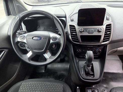 Used 2021 Ford Transit Connect XLT image 16